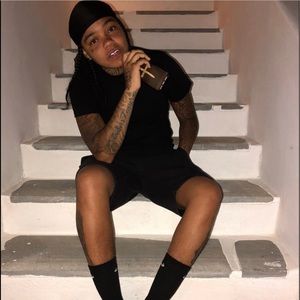 Meet your Posher, Dayami